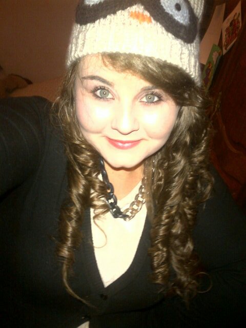 cindypreto6's profile picture. L0ve animals ,,and baking :D