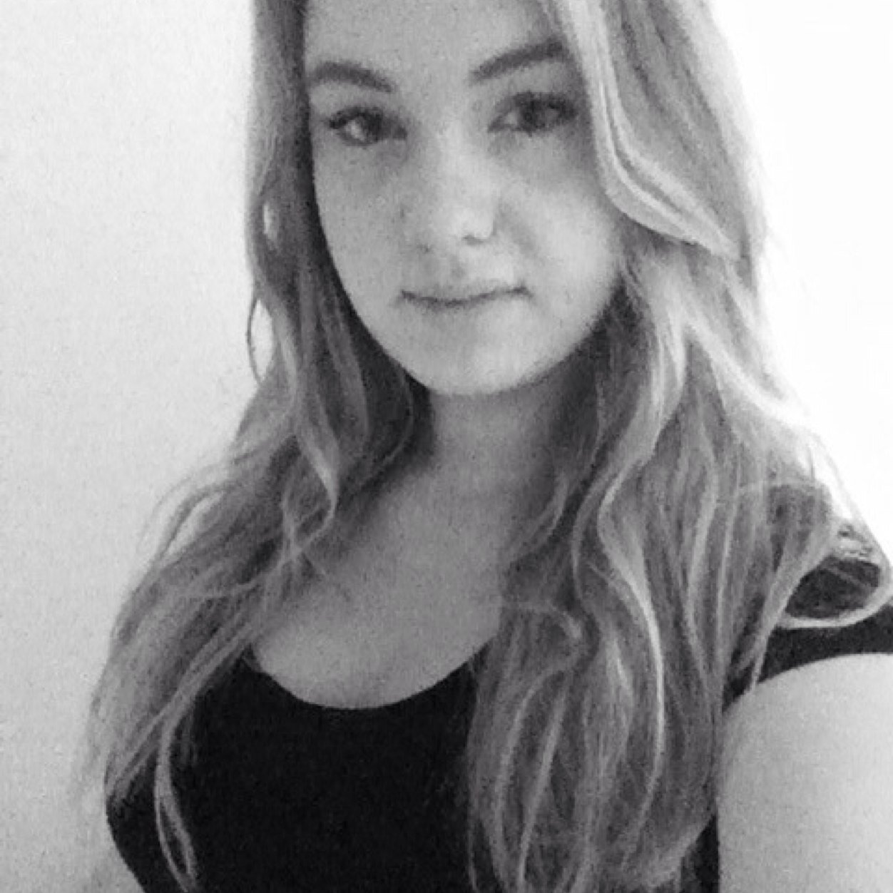. Instagram: kelsey97__