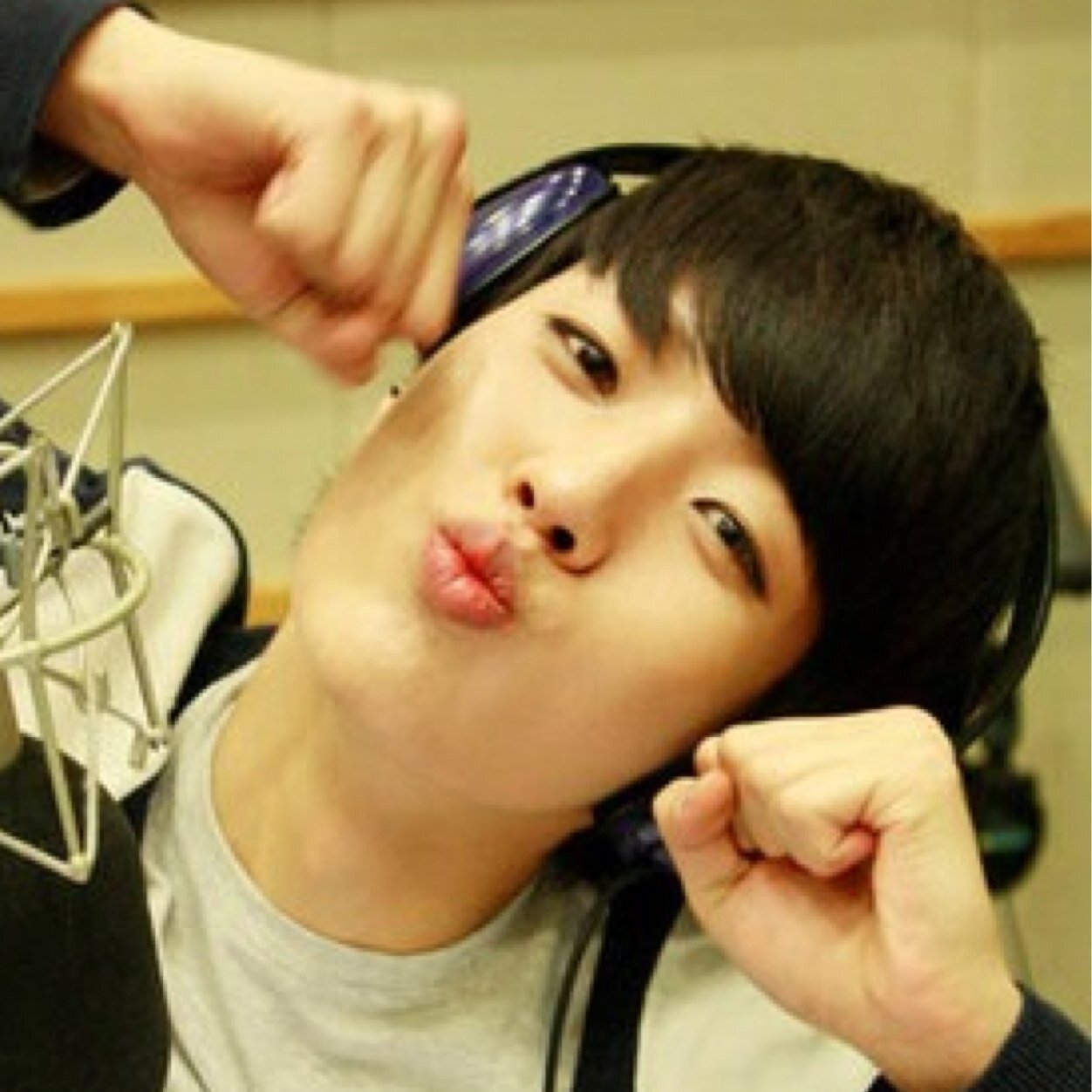 Multifandom. Do you row low? IG, Kik and Tumblr: @AJunhyung ^.^ || what's up cheesebags I am BACK