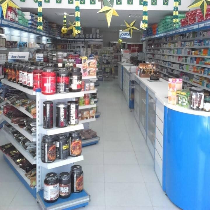 Drogaria e Perfumaria  Rua Barão do Rio Branco,71 Centro Tel:(38)3841-2778 e 3841-4992