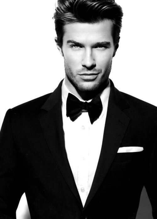 A new shopping experience where guys can turn their social networks into their personal style networks