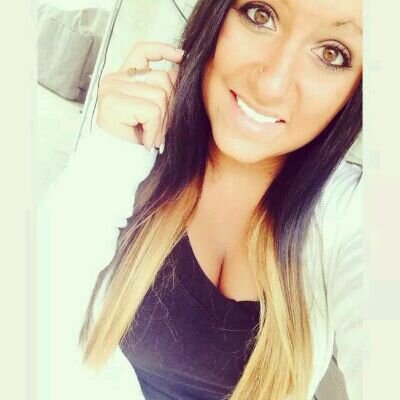 Ariellovesyou77's profile picture. 