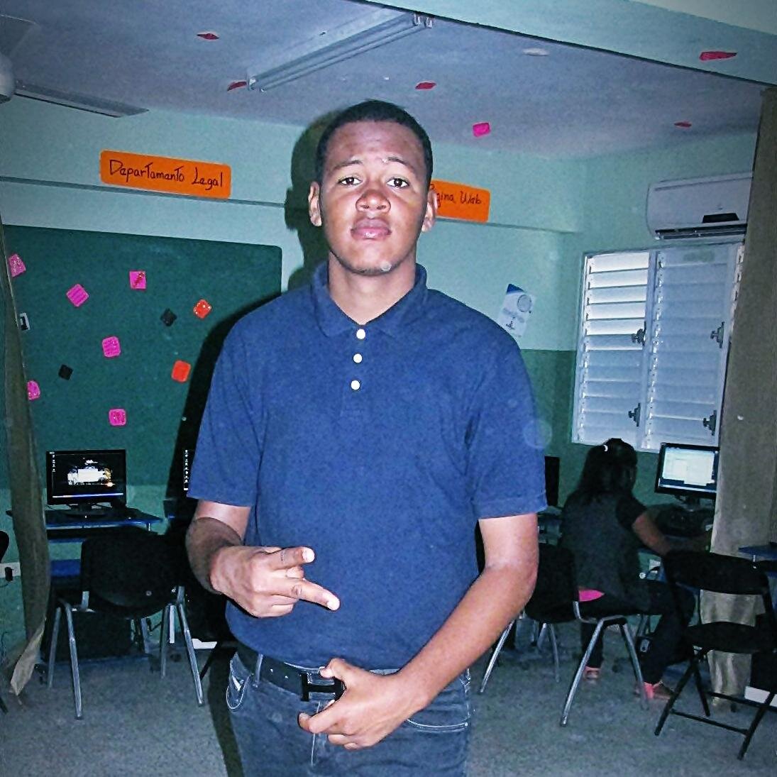 Eliezer Maldonado Salcedo              Vivo En el Almirante