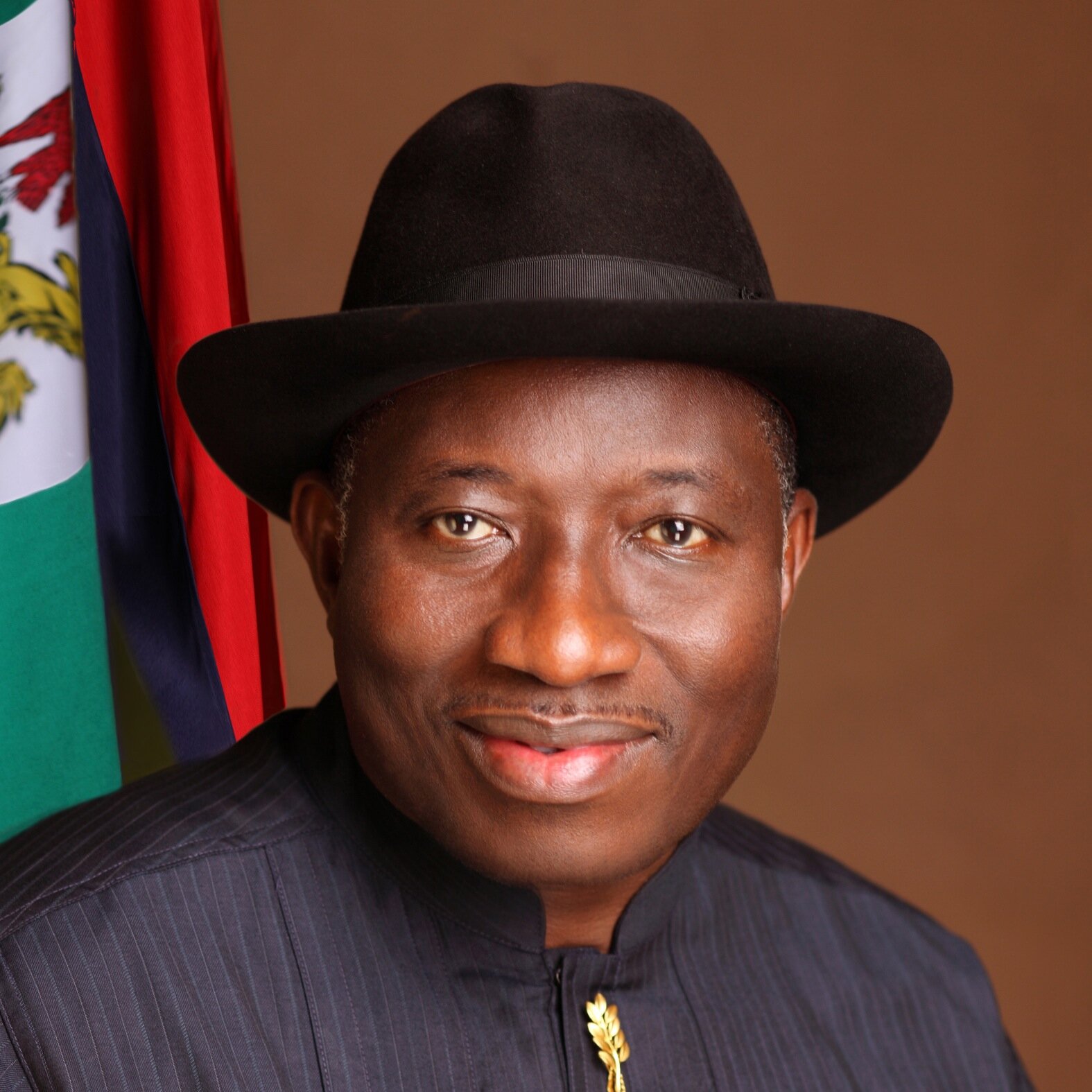 The OFFICIAL Twitter account for Goodluck Jonathan, President of The Federal Republic of Nigeria.