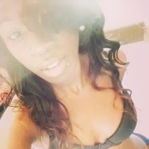 College girl , singlee && I make my own $$$ !! My Future Is One Word : SUCCESS #Ambitious