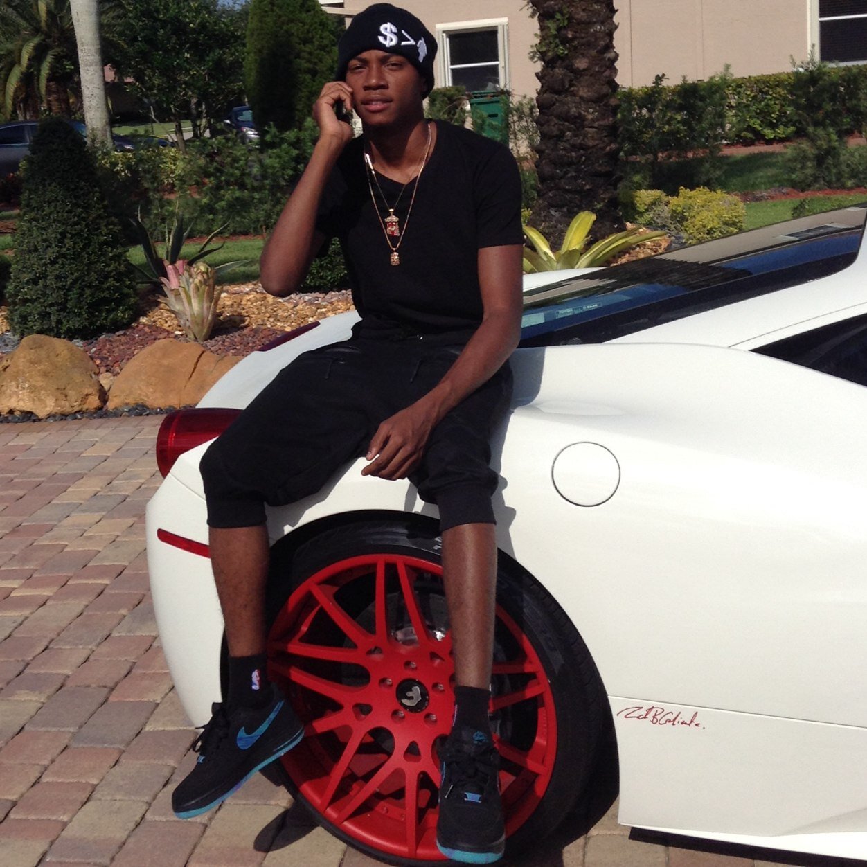 MMG_Delow Profile Picture