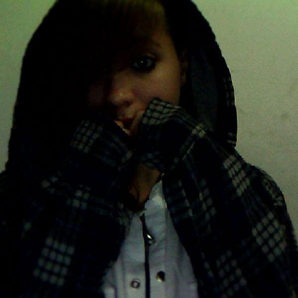 agitariana,muito extrovertida!
Amo a vida,minha familia,Michael Jackson,Restart e Justin Bieber...