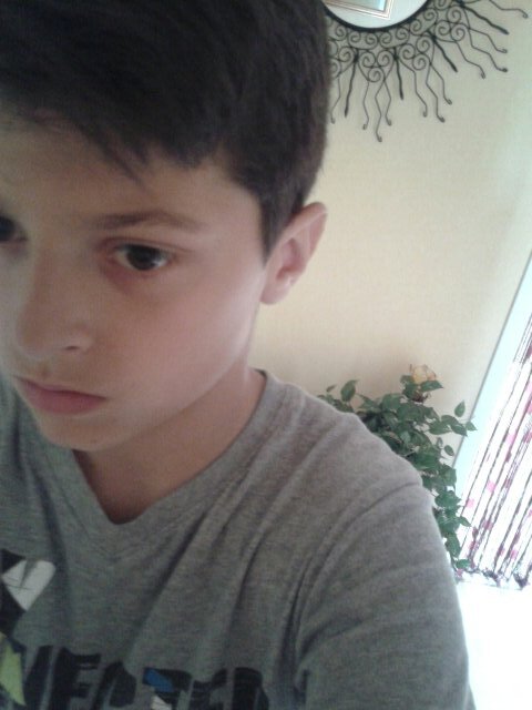 theoribeiro45's profile picture. #TeamPortugal | folow back a 100% | snap: Theo.RbR. retweet .pour shoutout vien en dm. follow back ou j'unfollow