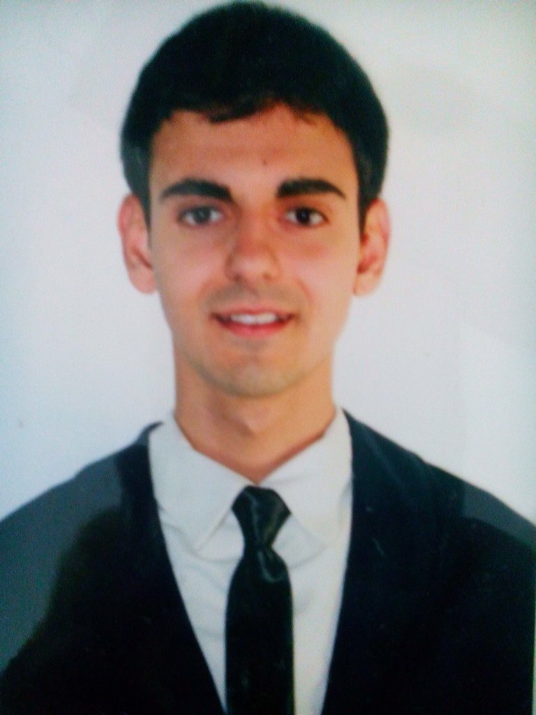 Solo aquellos que se atreven a tener grandes fracasos terminan consiguiendo grandes exitos.