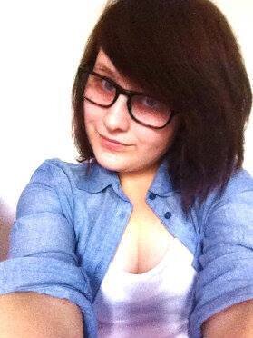 follow me on instagram: emilyy96xo  add me on snapchat: emi18x