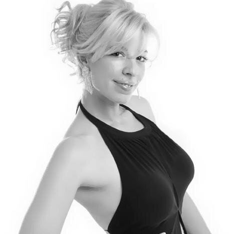 fedrayaelduarte's profile picture. Actriz. Directora teatral .profesora de artes escenicas. coaching personal actoral. Community management  Amo pintar y dibujar arte, arte para vivir en arte!!