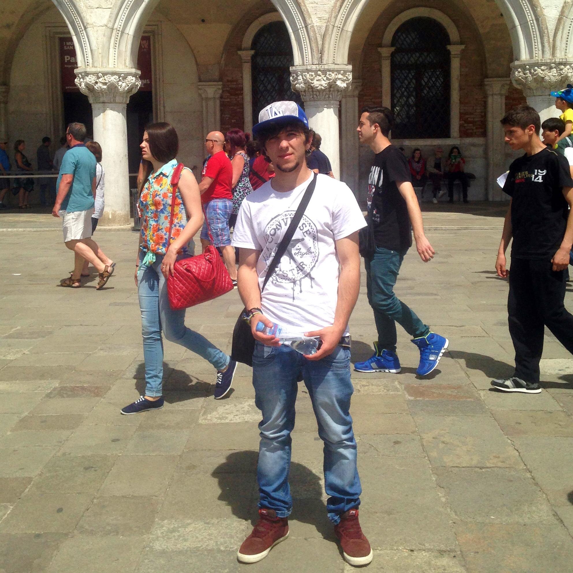 dacyoo's profile picture. Parkour and freerunning                                                 



https://t.co/vEOkgYeyKt