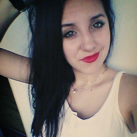 I'm living life & making my dreams come true . never say never . peace&love :) ♥.♥ follow my tumblr! :))