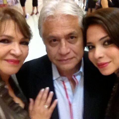 tuxcabin's profile picture. La corrupción y la demagogia se combaten exponiéndolas con protesta y propuesta...saludos