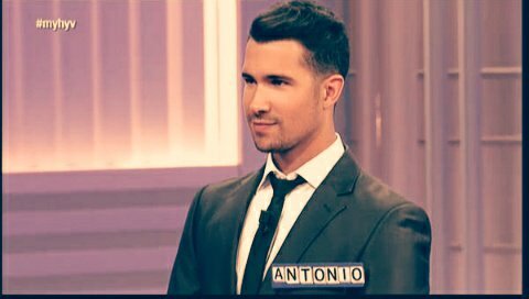 club del cordobés mas guapo que ha pasado por #MyHyV. @antonio_perdi seguirlo, es encantador y buenisima persona