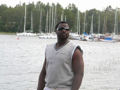 AduRatafaria's profile picture. 