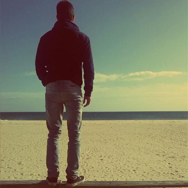 chris_romerop's profile picture. Level 16. British, Español, @pennyskateboard, Cyclist, Gamer, Rock & Draw.