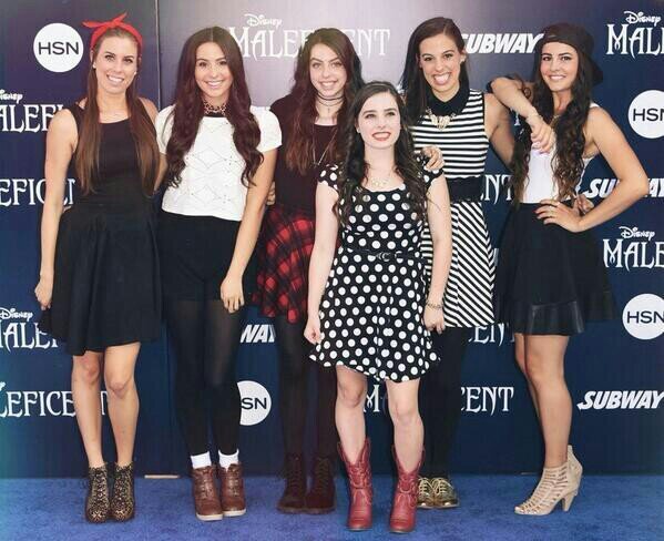 #CIMFAN Follow me @Cimorelliband @LaurenCimorelli @DaniCim @LisaCim @ChristinaCIM @KathCim @AmyCim Cimorelli fans from Spain :) OS AMO CIMORELLI