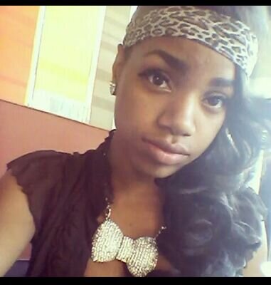 ' FMOI- Instagram @_spoiledbratt  & Find Me On Fb @HeartsDesire..!