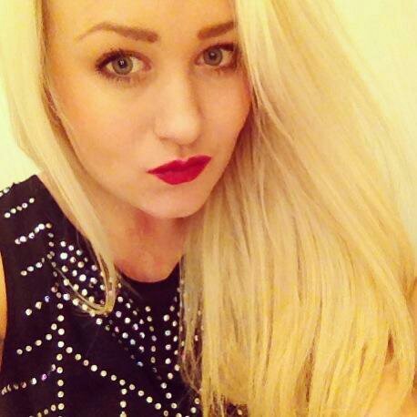 abbyalicedobson's profile picture. 