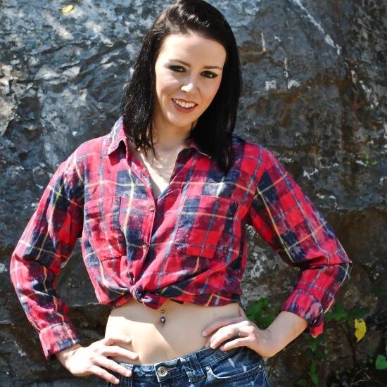 HeatherPadgett7's profile picture. I learned patience, perseverance, and dedication. Now I really know myself, and I know my voice. It's a voice of pain and victory.