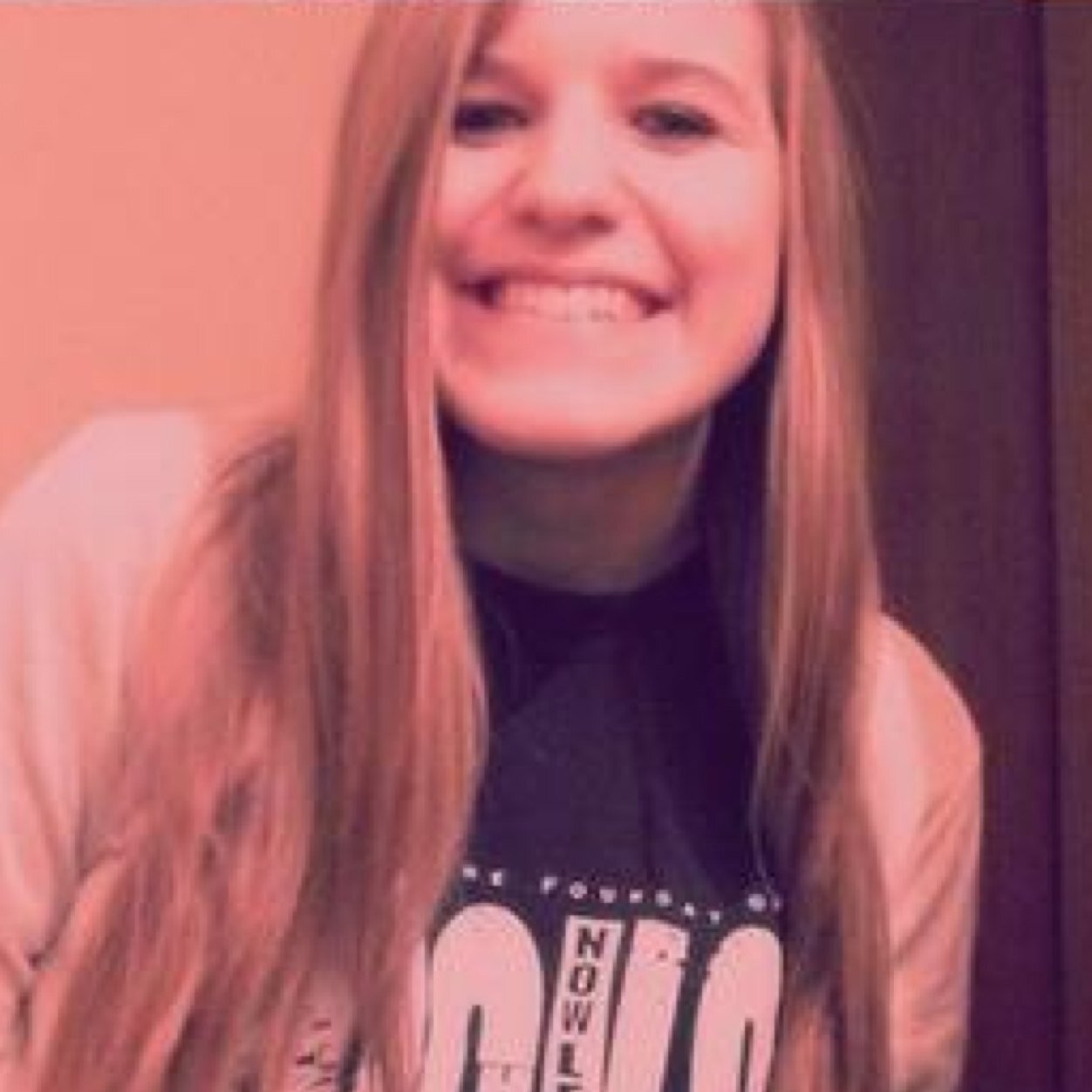 VDeransEFpwuOR's profile picture. 