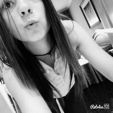 QUE TUS SONRISAS TE SUPEREN Y QUE ANTE NADA MIRES HACIA ATRÁS✌// SUPÉRATE// VALORATE// QUIERETE TAL Y COMO ERES// 23-03-13 Mi Vida❤ @Iris_751 te adora. 07'