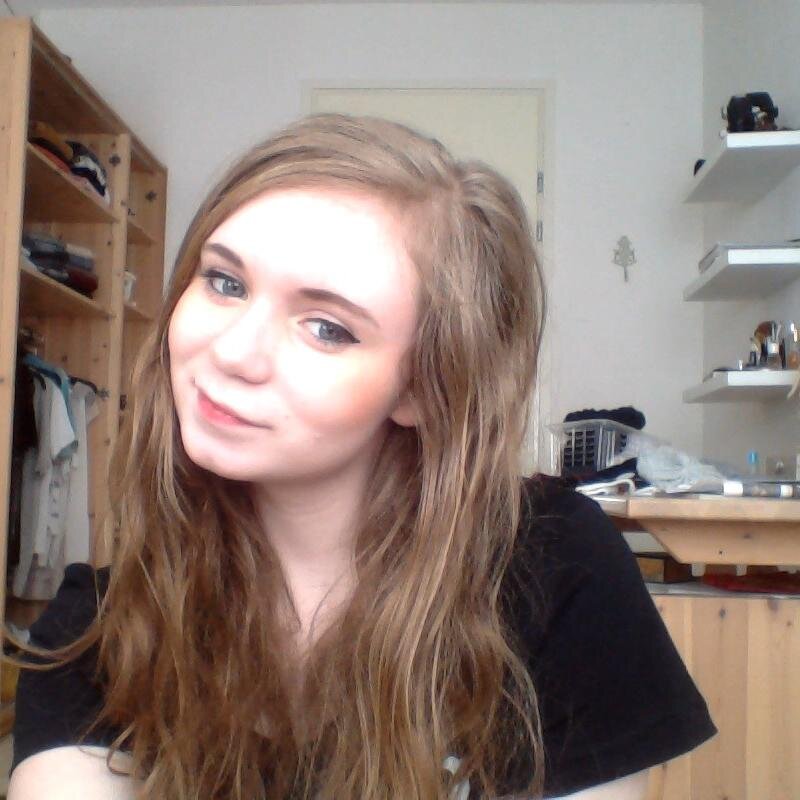 Tumblr addict deluxe & cat enthusiast (ﾉ◕ヮ◕)ﾉ*:･ﾟ✧*:･ﾟ✧