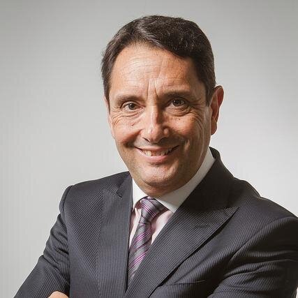 Empresário, palestrante, professor e autor de livros de negócios. Colunista da Rádio CBN. atendimento@carlosjulio.com.br