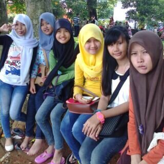 SMK FARMASI BHAKTI KENCANA BOGOR  # XI SAPONIN (c) #christian #BATAK