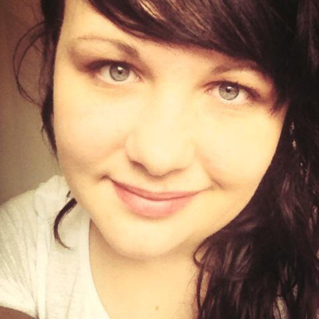 helanadav's profile picture. 22. Hartlepool. Graduate. Shoe addict.