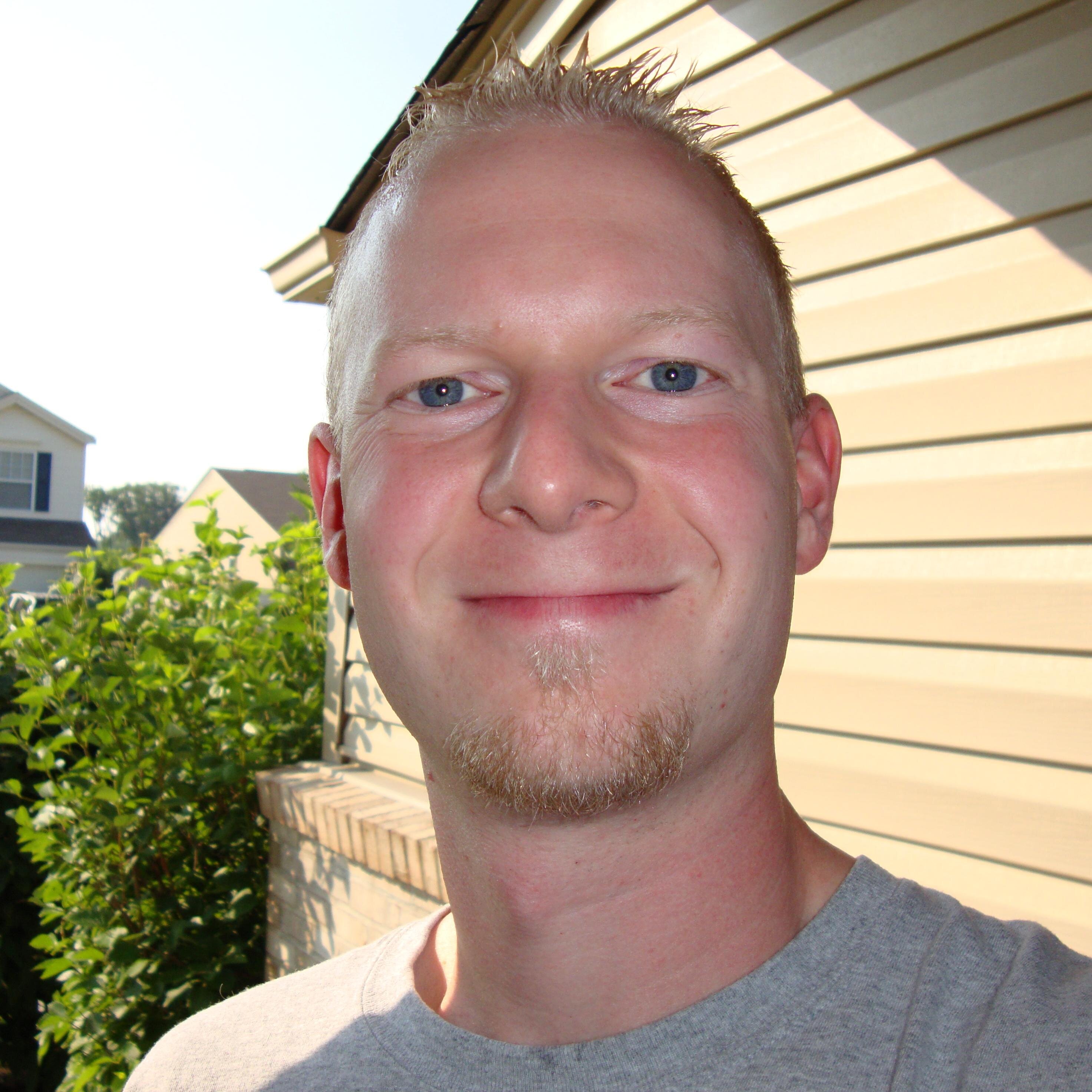 Bsandersxu's profile picture. Huge sports fan lucky enough to work in college athletics.