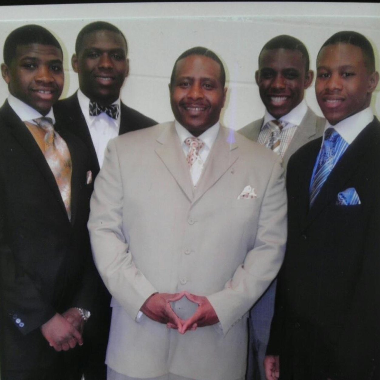 ShawnMuhammad53's profile picture. As-Salaam Alaikum. http://t.co/HGbFzIO0jo Follow @LouisFarrakhan