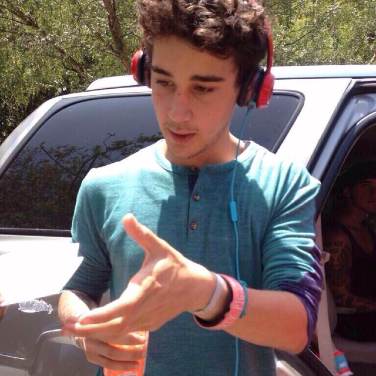 THIS IS A FREE FOLLOW FROM @janoskiansimdtf BE A DEAR AND FOLLOW HER BACK THANKS LOVE MWAHHH XOXO