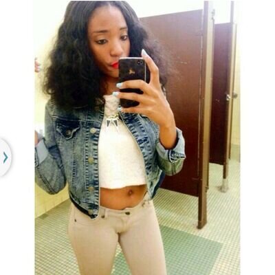fmoig @__erkyj  VilageGIRL