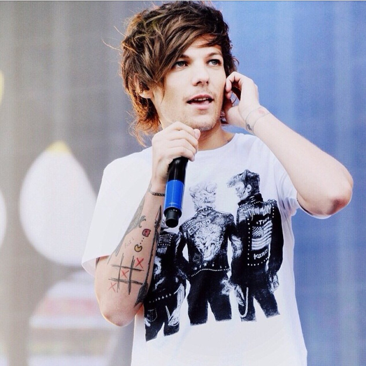 Fucc with thotties? 
We neva do that ~Louis Tomlinson 
Started 6/10/14