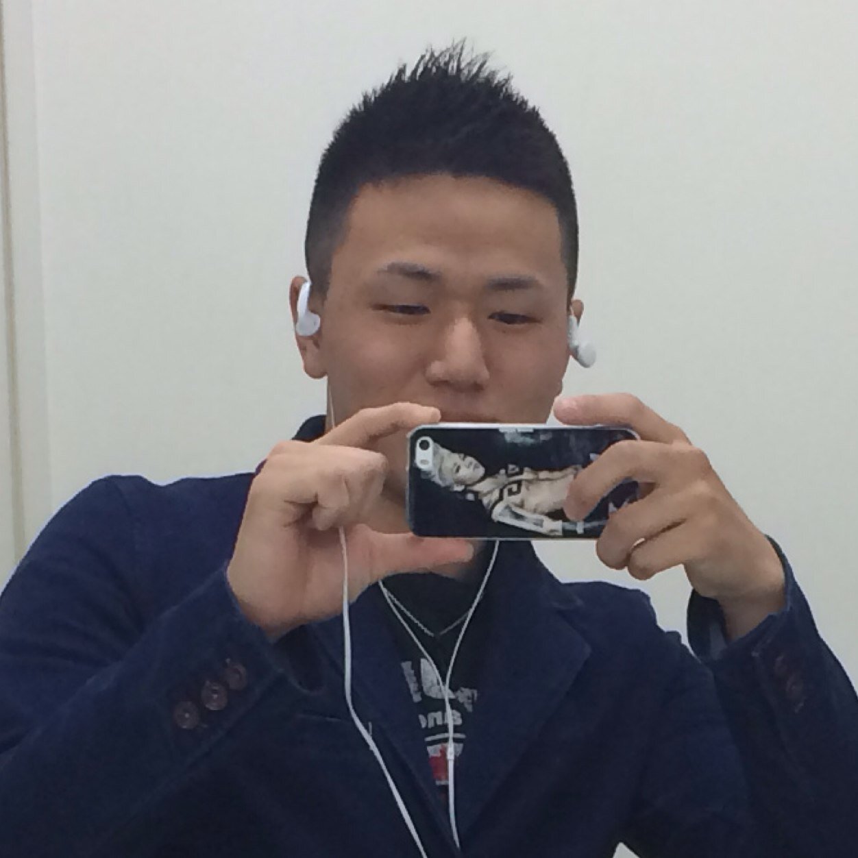 大阪保健福祉専門学校 保健保育科 野球部です BIGBANG大好きです、 よかったらからんでください 大阪 平野住み よろー！ 来年祭りするよ