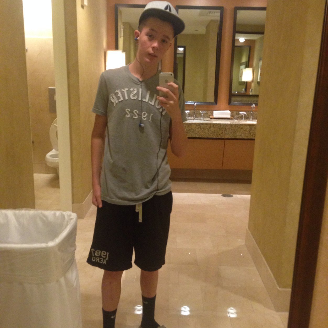 kingdylan111's profile picture. 