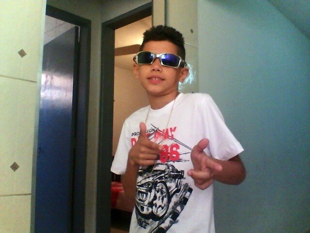 boy  s.v