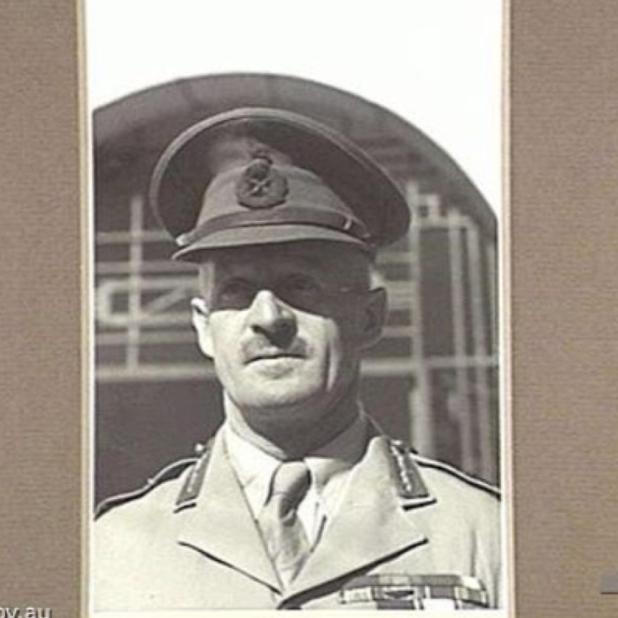 Born in 15 April, 1887,  Australian soldier, served in World War I .                   Follow me, I follow back!