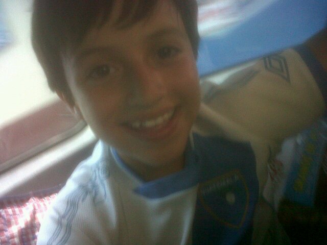 boris_dleon's profile picture. 28F4ACB6 este es mi pin  \o/ El fútbol? Mi pasión. Sígueme Y te sigo ;) te prometo que nos llevaremos bien!! :D ☺