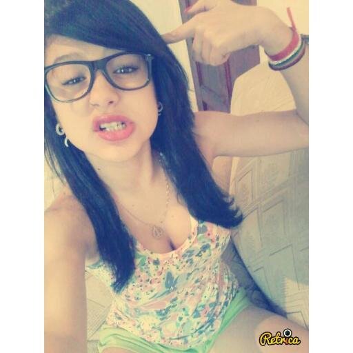 ♔morena baxinha rs , gosto de rock , reggae , eletronica ; gosto de homem ta ?! k k então meninos venk :3 , ta parei 12 anos de pura beleza :3  ♔