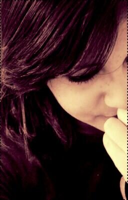 LinaApx's profile picture. :)