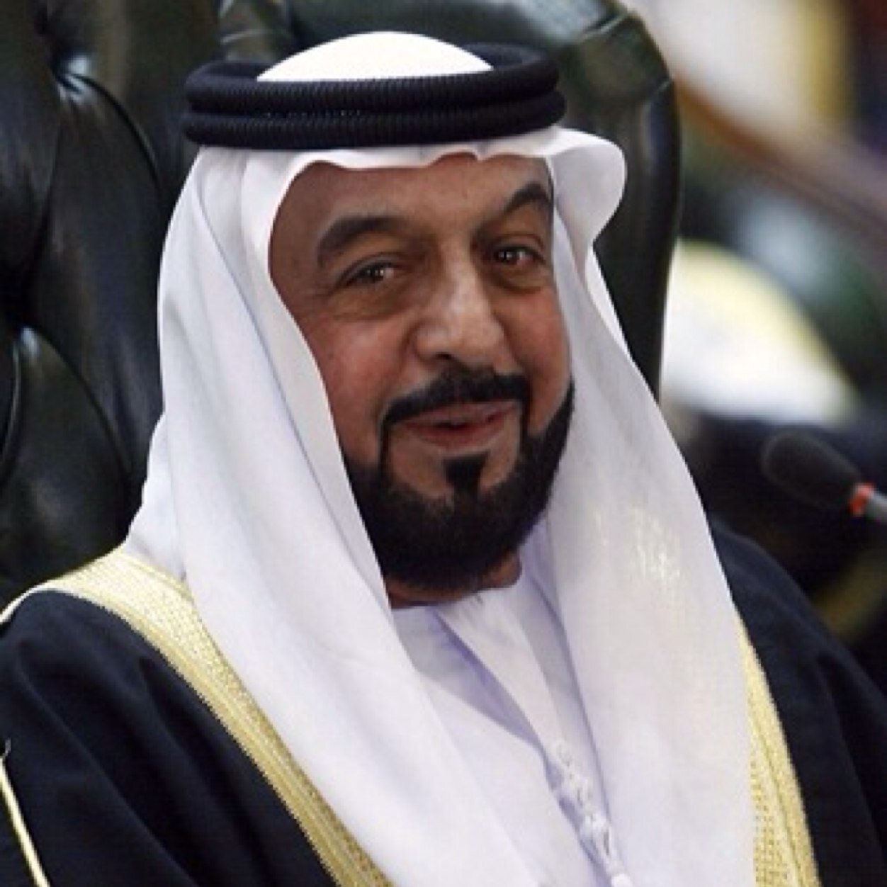 خطابة من الإمارات هدفي القضاء على العنوسه والتوفيق بالحلال دون مقابل لوجه الله إذا كنتم جادين بالزواج ضيفوني من الإمارات فقط