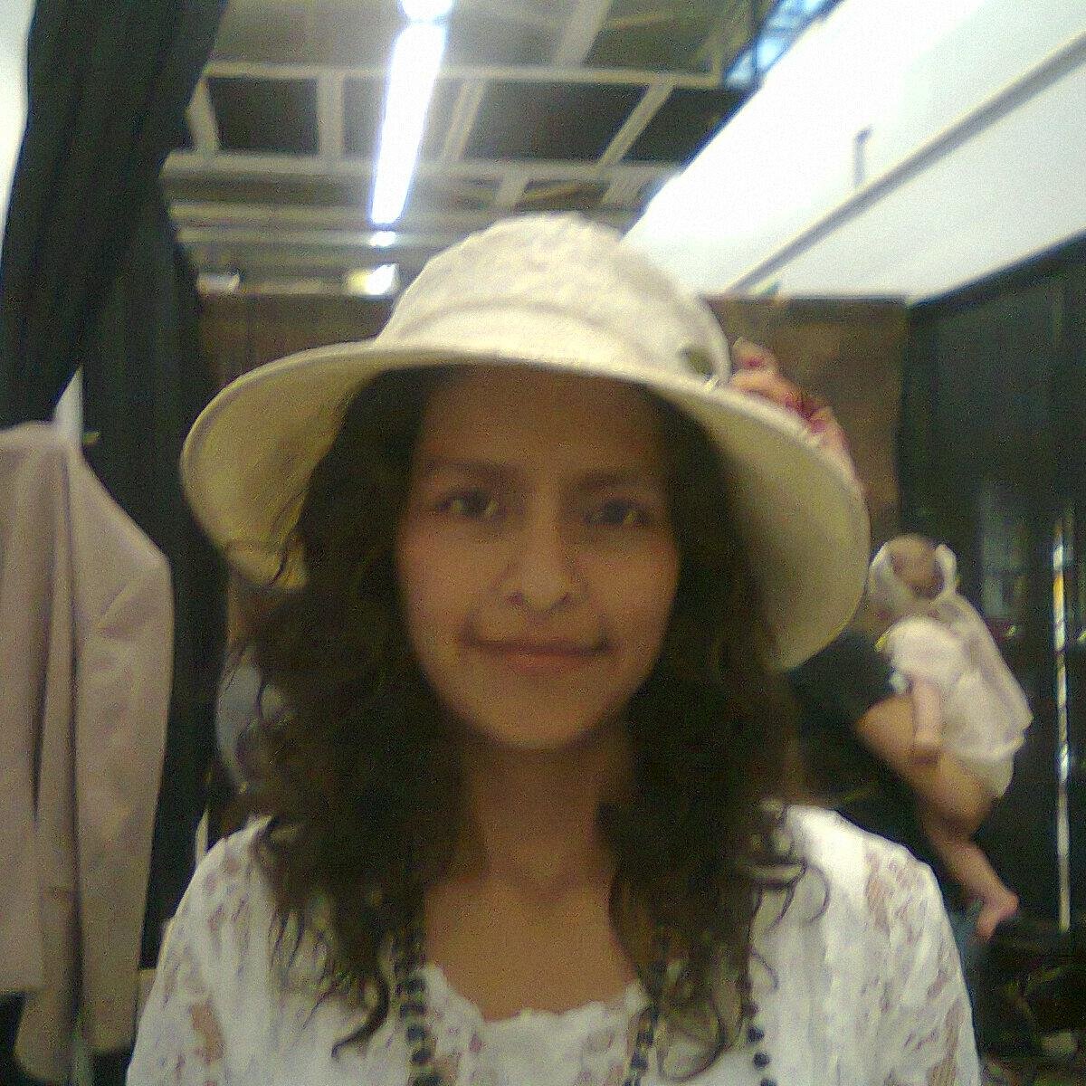 maryzurc1's profile picture. 