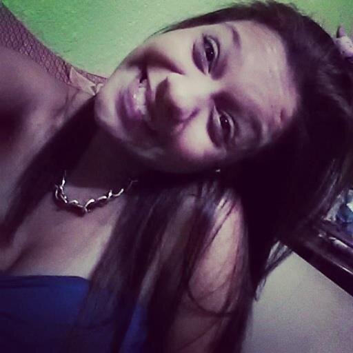 Dios nunca dijo que la vida seria fácil solo prometió que valdría la pena vivirla
.
MyloveMyworldMylifeYAPT3