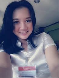 Aku indah kamu siapa ?