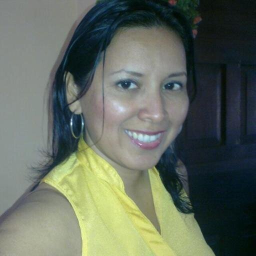 Caer es parte de la vida, levantarse y seguir adelante es aprender a vivir..