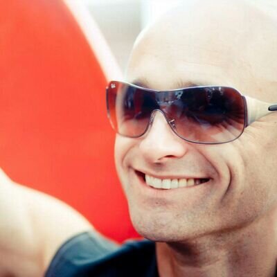 ericpeters0n's profile picture. Entrepreneur, studio knob-twiddler, yogi, texmex-lover