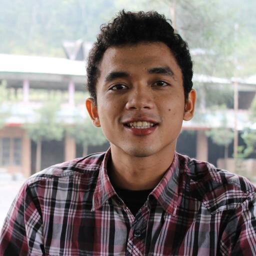 Lebih baik sederhana tapi bahagia
RESPECT ..